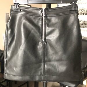 Aritzia leather skirt